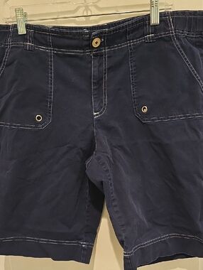 Women's Navy Patch Pocket Casual Shorts